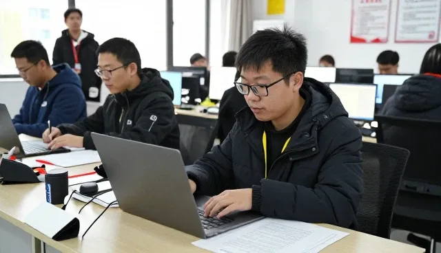 阔地教育科技有限公司提供适合教育产品的涵盖教育培训